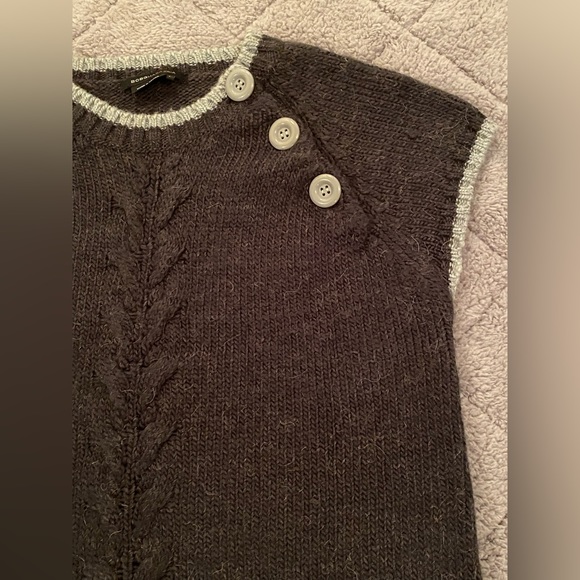 BCBGMaxAzria sweater - Picture 4 of 10